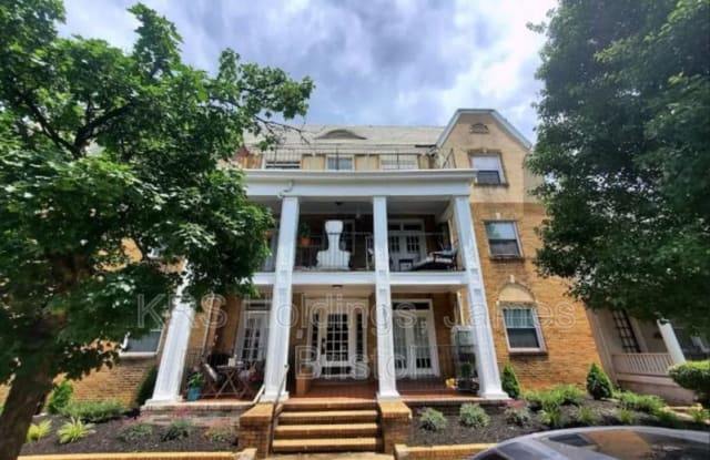 2822 W Grace St - 2822 West Grace Street, Richmond, VA 23221