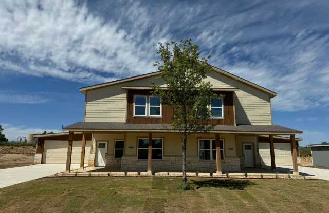 4/2/2 COMING SOON.....Modern Townhome with private fenced yard! HIGH CEILINGS PETS WELCOME photos photos