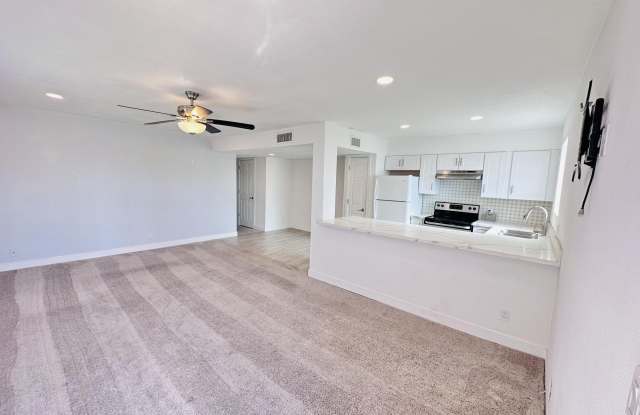 4731 E BELLEVIEW Street photos photos