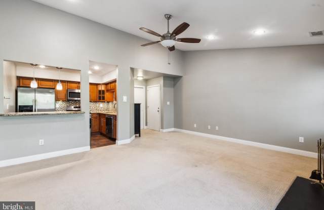103 CLARIDGE Court unit: 11 photos photos