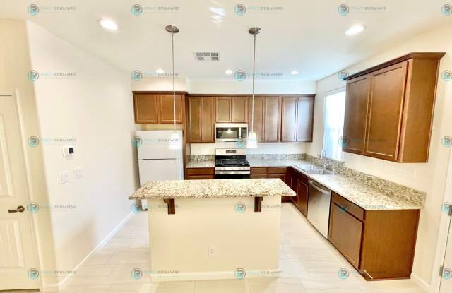 Luxury and Convenience Fully Equipped 3-Bedroom 2.5 Bathroom 2 Car Garage Townhome in Carson City photos photos
