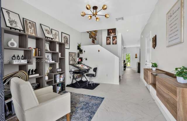 6015 Coralberry St Gallery 2