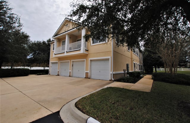 1708 Forest Lake Cir W Apt 2 - 1708 W Forest Lake Cir, Jacksonville, FL 32225