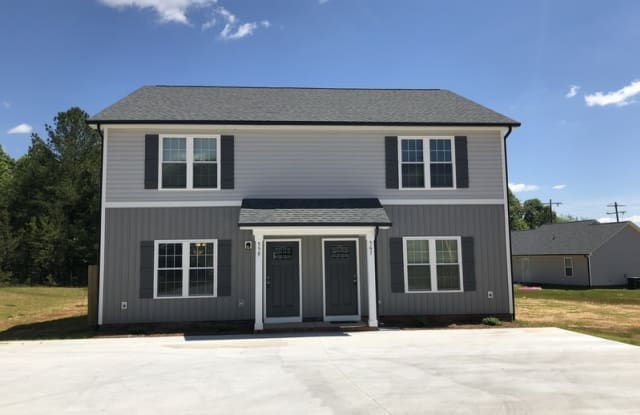 559 Walter Street - 559 Walter Street, Kannapolis, NC 28083