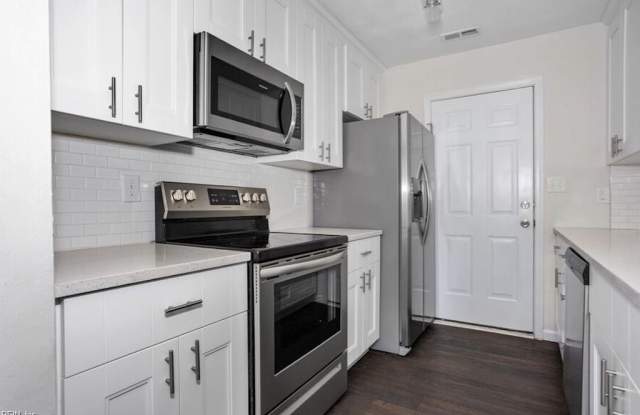2206 Berkley Avenue photos photos