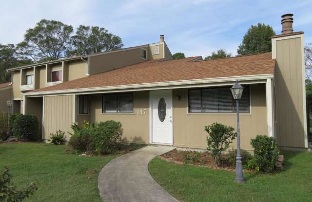 147 Quarterdeck Townes - 147 Quarterdeck Townhouses, River Bend, NC 28562