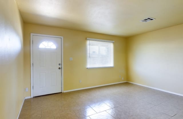 6608 N 59TH Drive - 6608 North 59th Drive, Glendale, AZ 85301 6608 N 59TH Drive - 6608 North 59th Drive, Glendale, AZ 85301