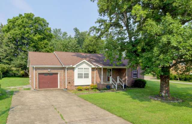 Updated 3bed 2 bath in St B with SEPARATE WORKSHOP around back. photos photos