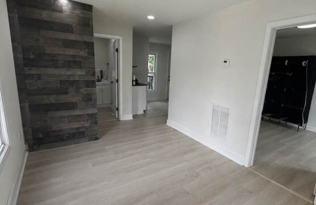 Bright Baltimore Home with Stainless Steel Appliances, In-Home Laundry & Spacious Yard Gallery 3