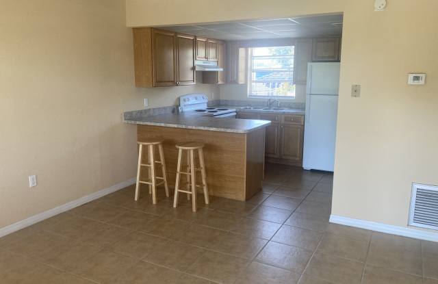 510 Grapefruit Avenue photos photos