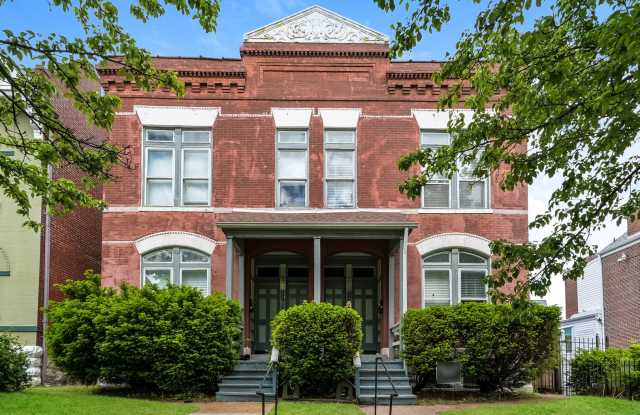 Henrietta Pl Gallery 4