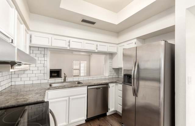 Charming 2BR Condo in Phoenix photos photos