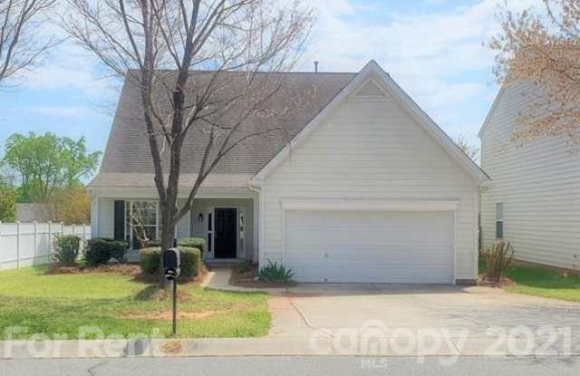 107 Riding Trail - 107 Riding Trail, Mooresville, NC 28117