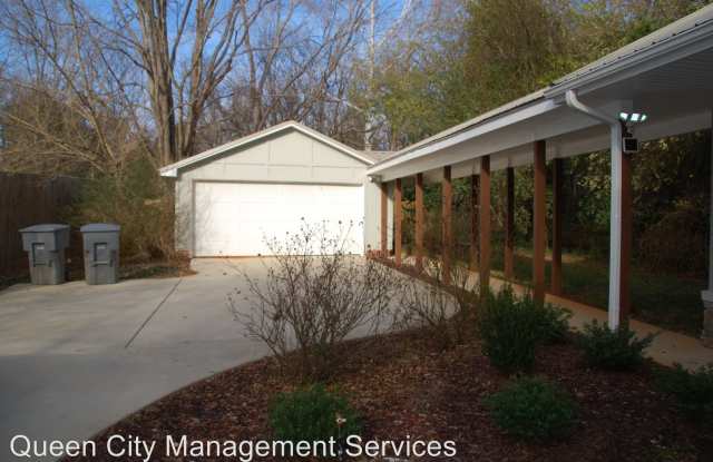 2717 Arnold Dr. Gallery 4