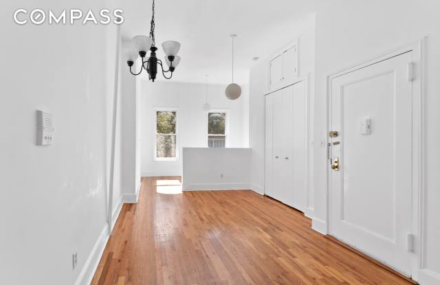 353 12th Street photos photos