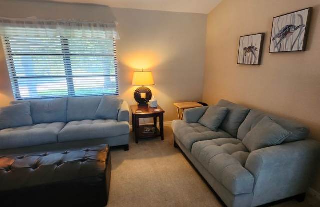 SEASONAL POOL HOME FOR RENT THIS COMING SEASON! Gallery 4