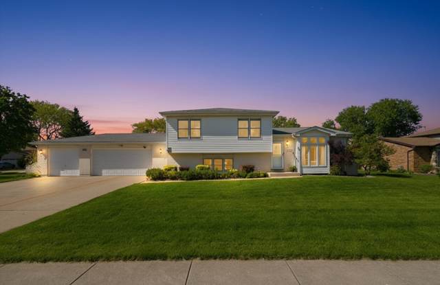 752 Rosanne Street photos photos