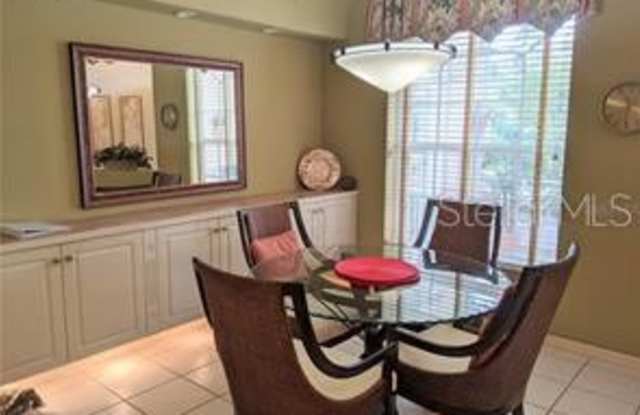 9573 FOREST HILLS CIRCLE Gallery 4