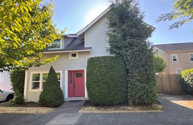 LOCATION MATTERS ~ 4 Bedroom + Bonus Room ~  Walking Distance to OSU Gallery 1