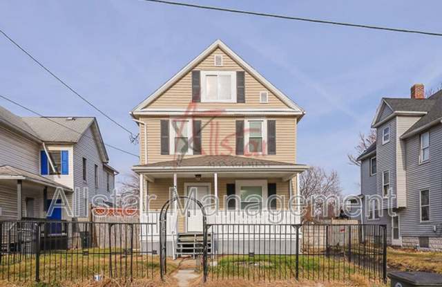 315 E South St - 315 East South Street, Akron, OH 44311