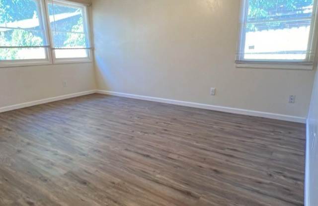 351 W Arroyo Street Gallery 4