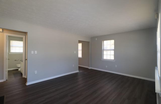 205 Ridgewood Drive Gallery 3