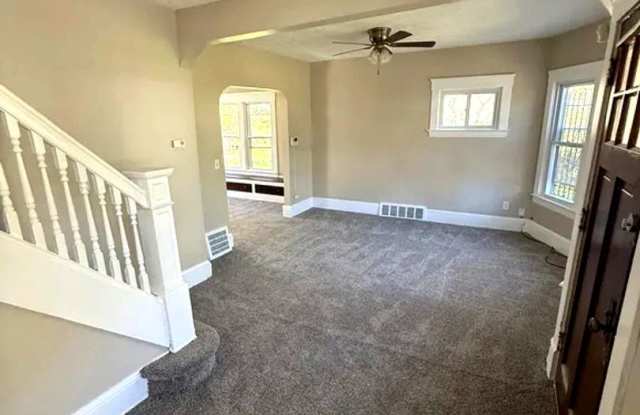 Charming Renovated Single-Family Home with Spacious Layout photos photos