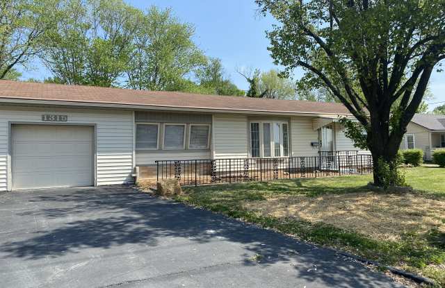 1315 Thornton St - 1315 Thornton Street, Pacific, MO 63069