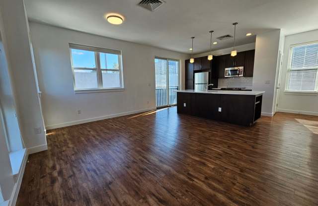 RiNo Three Stories of Modernity and Light 3 Bed 3 Bath Gallery 3
