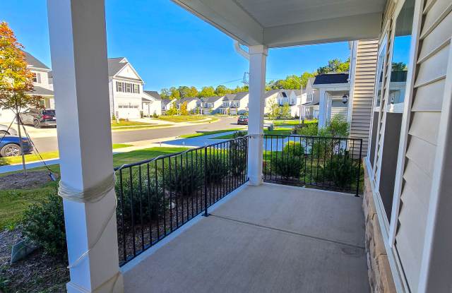 672 Emerald Bay Cir Gallery 2