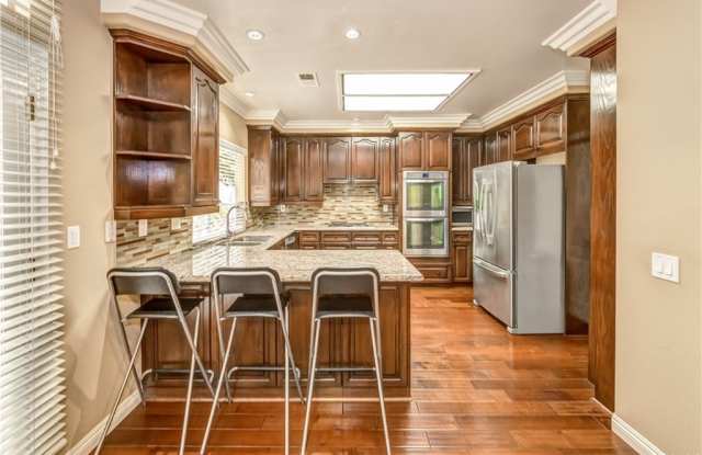 2537 Dorset Drive Gallery 4