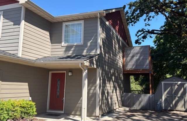 1060 Southeast Miller Avenue photos photos