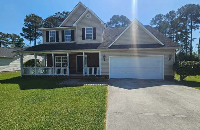 Gorgeous & Spacious 4 Bedroom In Carolina Forest - 208 Burning Tree Lane, Jacksonville, NC 28546