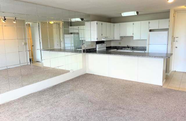 411 HOBRON LANE #1012- AGENTS: H. BARRETT/K. FUKUMOTO - 1 photos photos