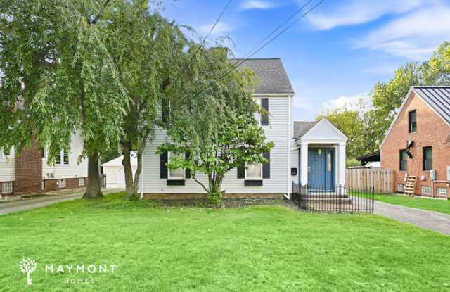 1676 Edgefield Road photos photos
