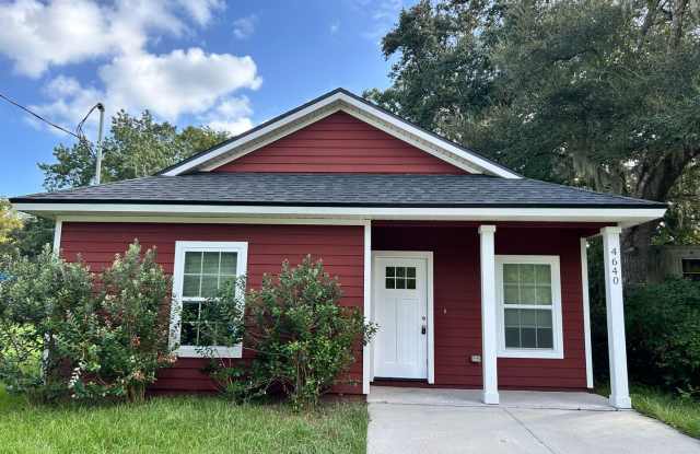 Dainty 2/2 in St Augustine! photos photos