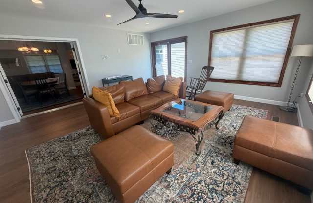 Cozy Updated Haven w/ All-Seasons Room & Woodstove Gallery 4