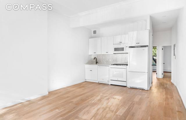 87 Saint Marks Place Gallery 1