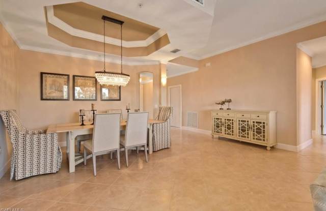 8023 Players Cove DR Gallery 4