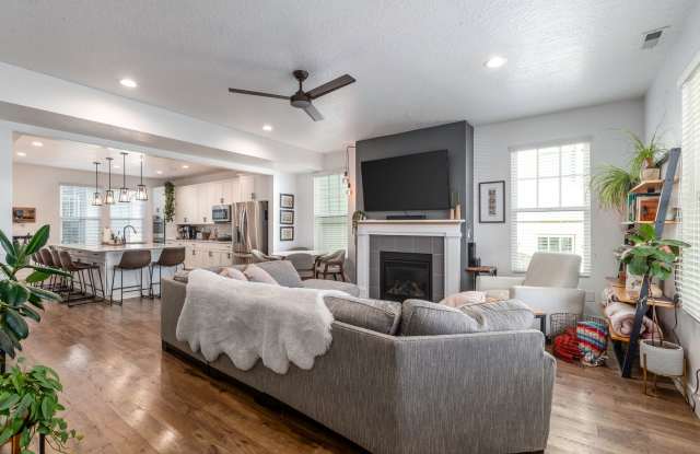 Daybreak living at its finest! photos photos