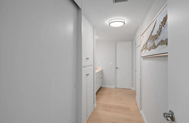190 Arroyo Ter Apt 211 Gallery 1