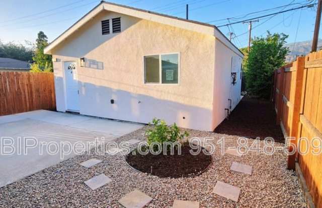 156 E Marshall Blvd #2 photos photos