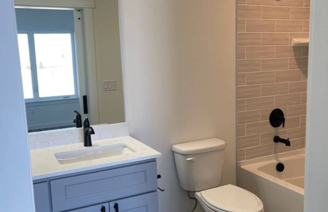 NEW! 2 Bedroom on campus! First Month Free!! photos photos