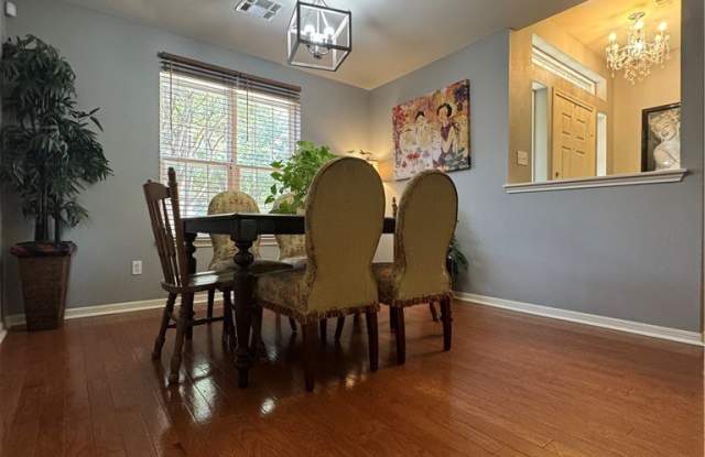 5704 Meadow Wood Drive Gallery 3