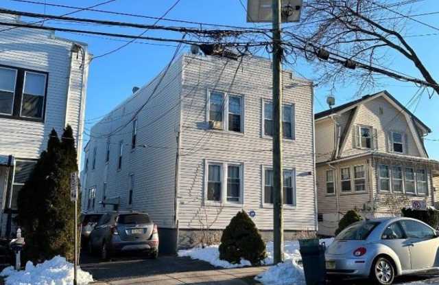 122 Buffalo Ave photos photos