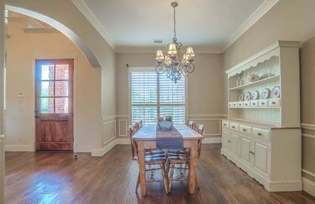 3400 Hartford Lane Gallery 4