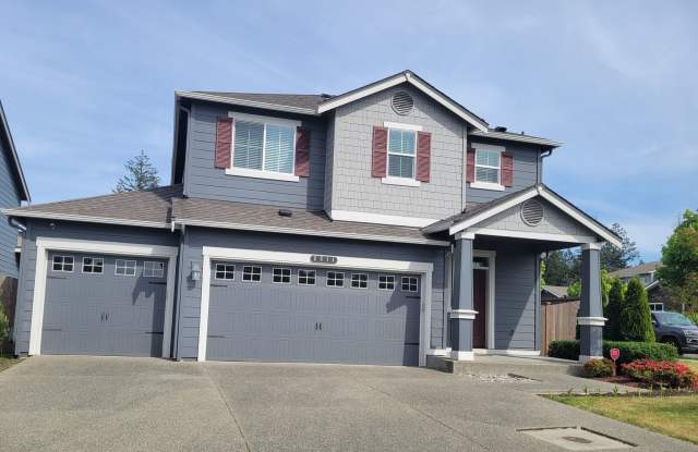 3 bedroom home with 3 car garage on corner lot! photos photos