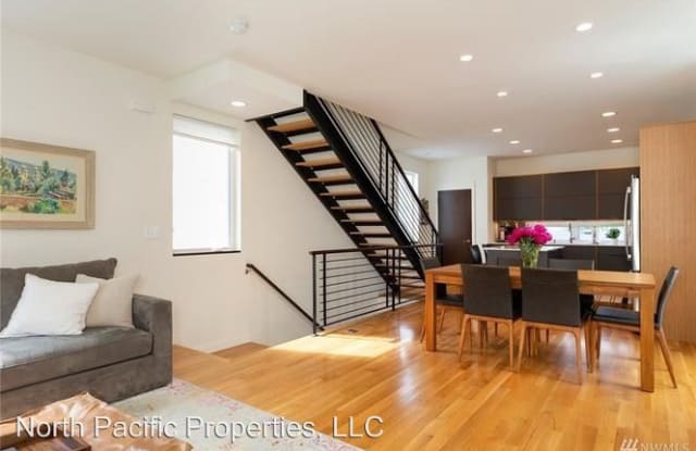 2214 Thorndyke Ave W - 2214 Thorndyke Avenue West, Seattle, WA 98199