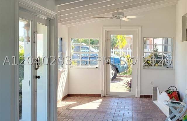 5200 SW 89th Pl Gallery 3