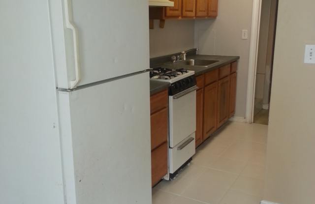235 W Main St Apt 6 - 235 West Main Street, Marlborough, MA 01752
